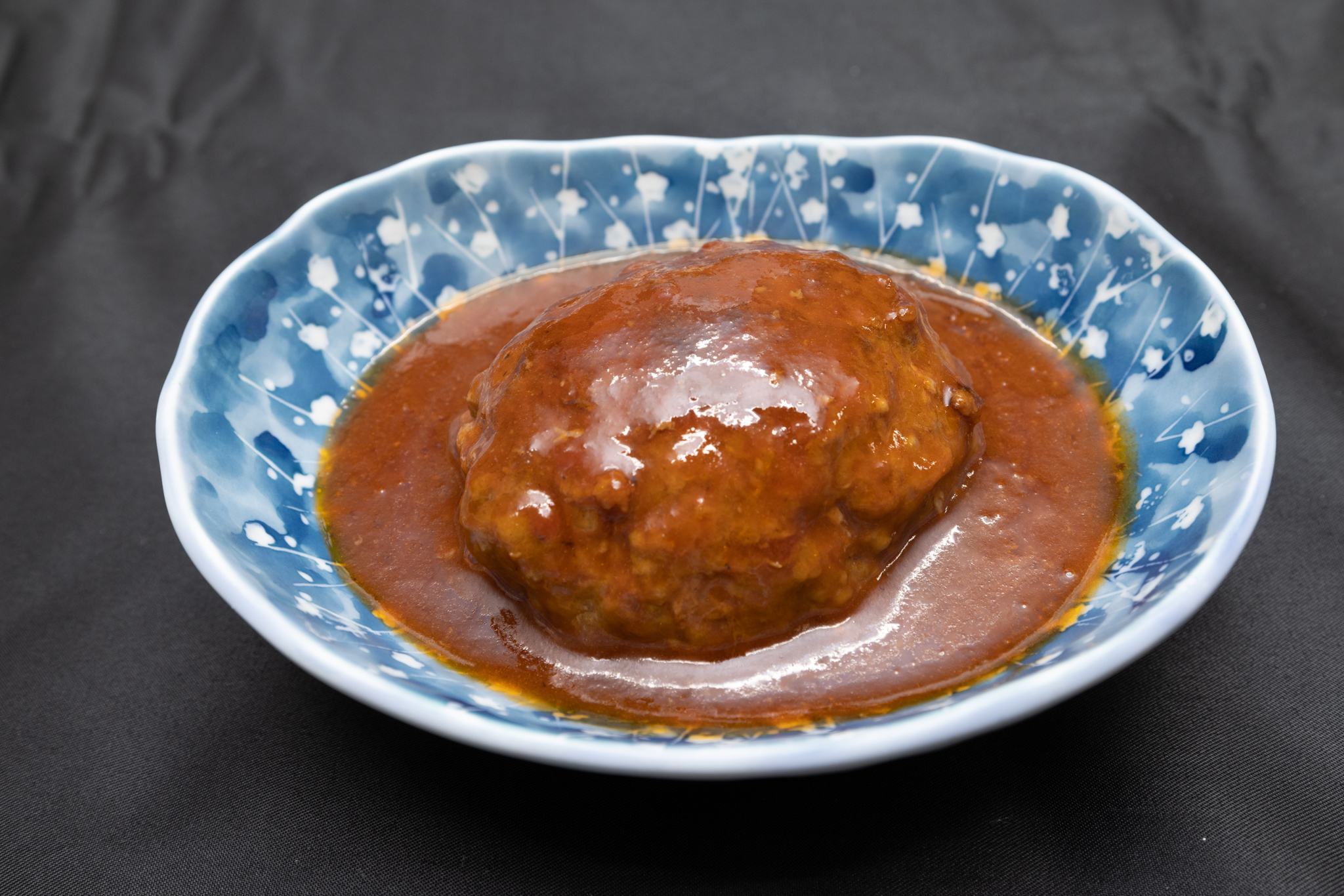 煮込みハンバーグ